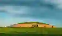 irelands-ancient-east-festivals-newgrange-solstice-bg