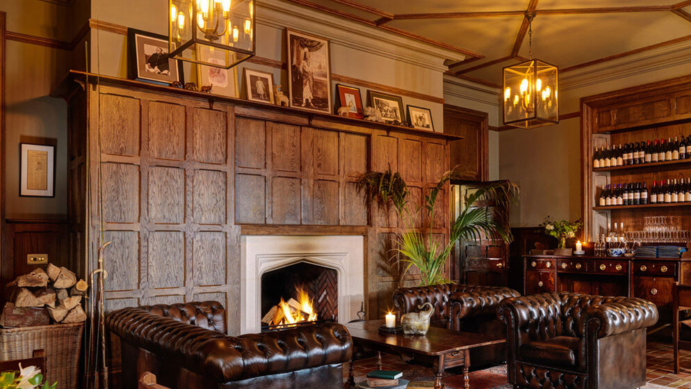 six-cosy-firesides-bg-image