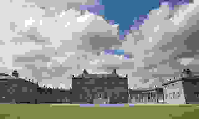 nl_day-trips_dublin_russborough_bg