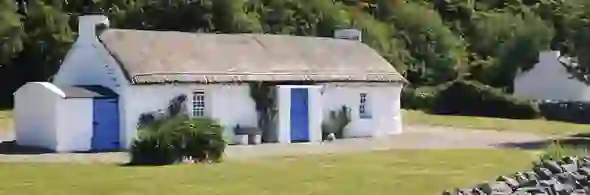 northern-headlands-mamore-cottages-strip