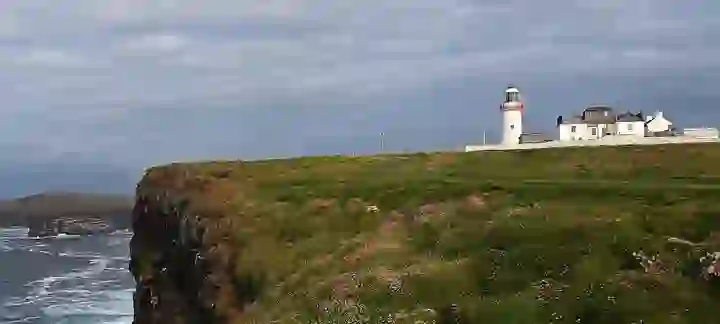 stay-in-a-lighthouse-bg-desktop