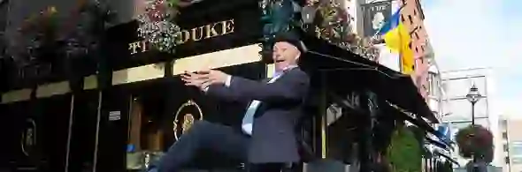 dublin-nightlife-strip-pub-crawl