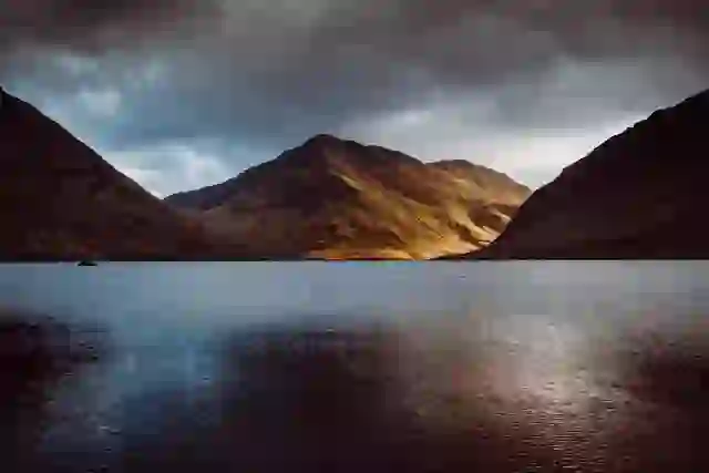 Example-Image-Angling-Sea